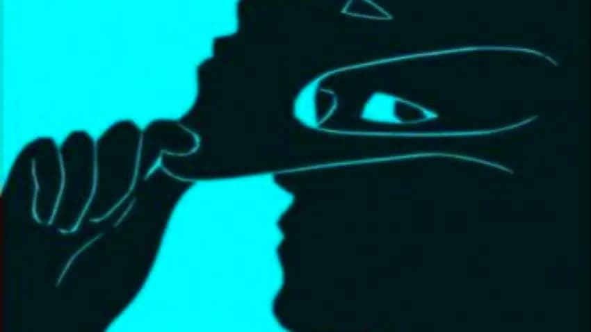 في حضرة الفضيلة الزائفة