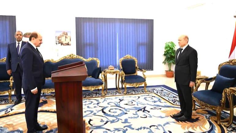 حكومة الزنداني بعد أربعة أشهر.. أين الخلل؟