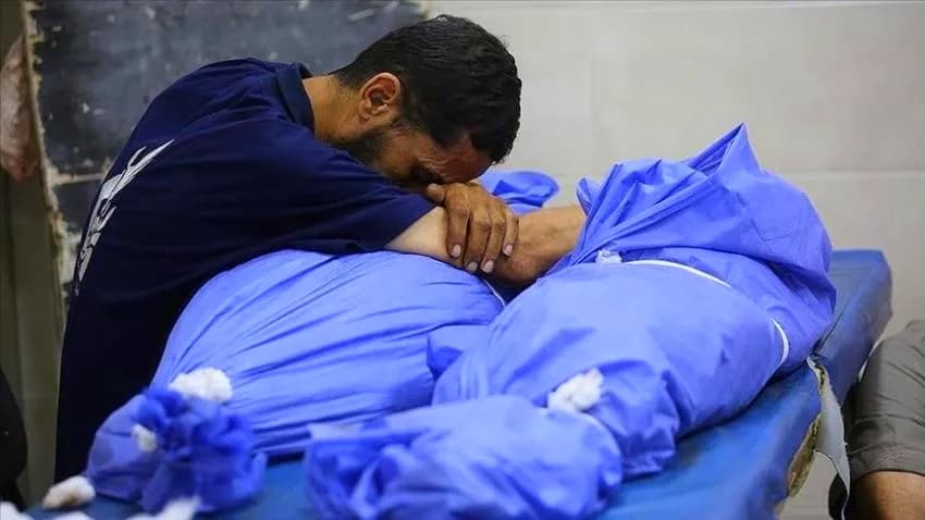 مقتل 94 فلسطينياً بينهم 44 من منتظري المساعدات بقصف إسرائيلي منذ فجر اليوم