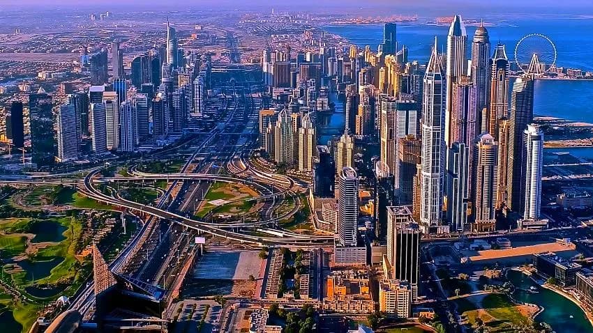 تحذيرات بريطانية وأمريكية من تهديدات إرهابية في الإمارات يرجح وقوف الحوثيين وراءها