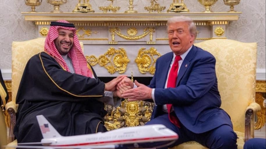 "شراكة اقتصادية ودفاعية".. ترامب يعلن الاعتراف بالسعودية حليفا من خارج الناتو
