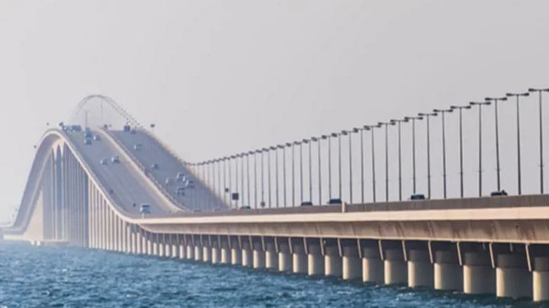 بعد تدمير جسر كرج.. قائمة إيرانية بضرب جسور وبنى تحتية في دول الخليج