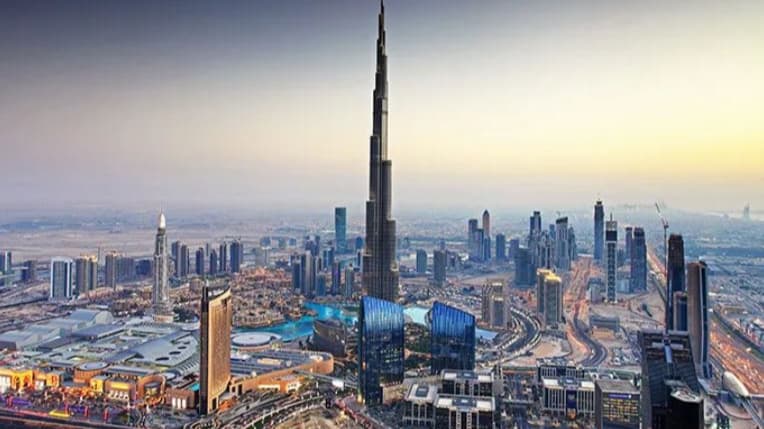 إسقاط طائرة أمريكية في إيران.. وطهران تعلن استهداف تجمع لطيارين أمريكيين في الإمارات