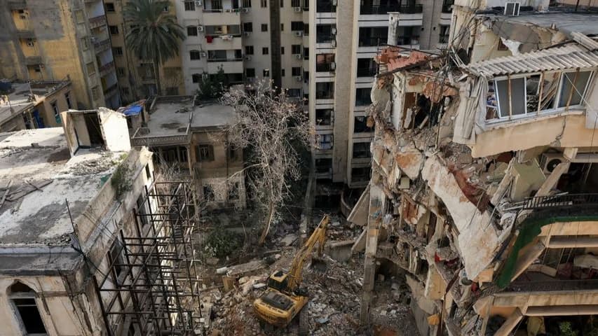 "ضربة حاسمة قبل التهدئة".. 23 قتيلا في هجمات إسرائيلية على جنوب لبنان