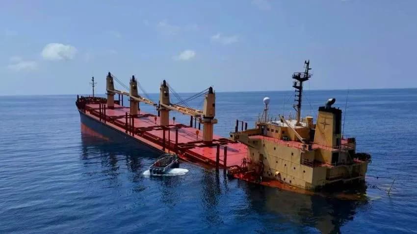 المنظمة البحرية الدولية تدعو للمساهمة في تنظيف التلوث نتيجة غرق السفينة "روبيمار"
