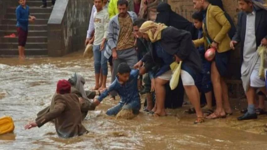 مسؤولة أممية: وفاة 98 شخصا وإصابة 600 جراء السيول في اليمن