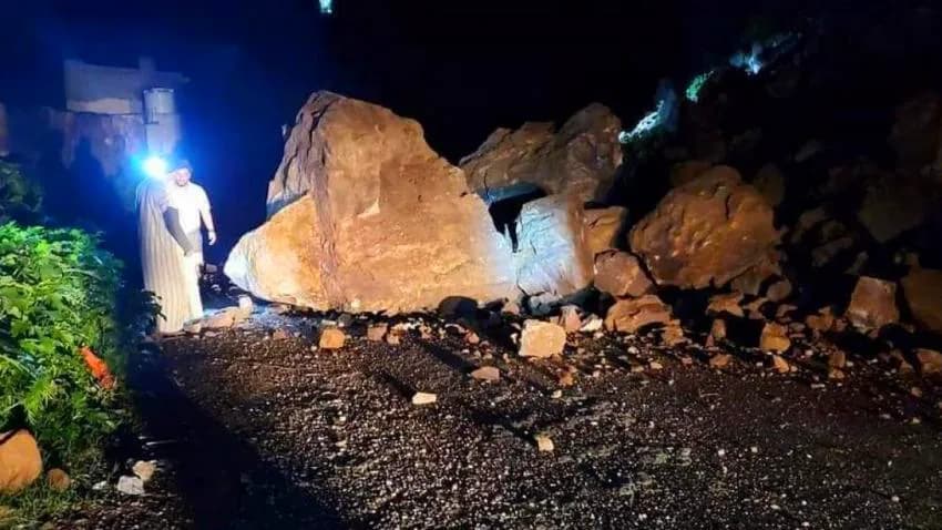 المحويت.. وفاة أكثر من 25 شخصا جراء انفجار 3 سدود مائية