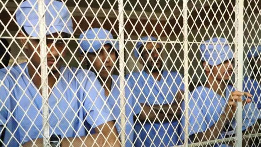 عدن.. محكمة خاضعة لسيطرة الانتقالي تصدر حكما بإعدام وسجن 16 متهما بالاشتراك في خلية حوثية