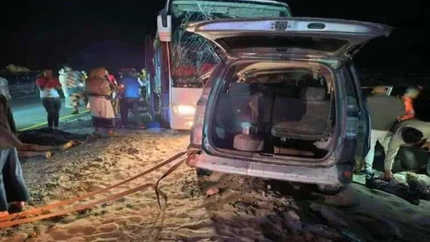 حادث مروري بين عدن وأبين.. ارتفاع عدد الضحايا إلى أكثر من 10 أشخاص