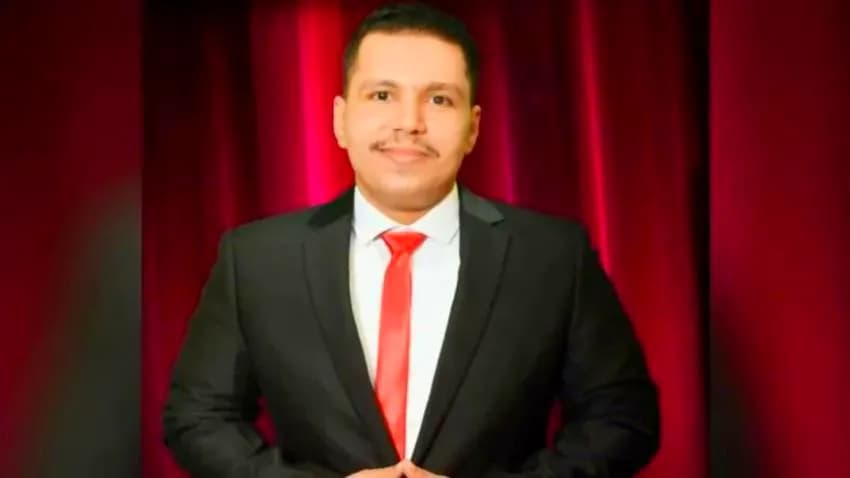 عدن.. محكمة الاستئناف الجزائية تقضي ببراءة الصحفي أحمد ماهر والإفراج عنه دون ضمانات