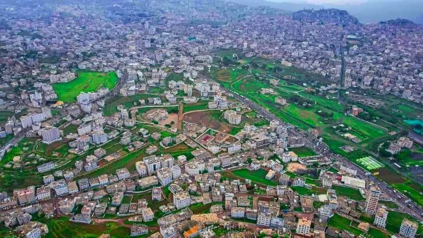 مليشيا الحوثي تستولي على مسجد في إب  بعد طرد إمامه وتعيين أحد عناصرها