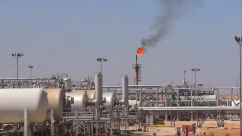 وزير النفط يؤكد على أهمية دعم جهود استئناف تصدير النفط الخام