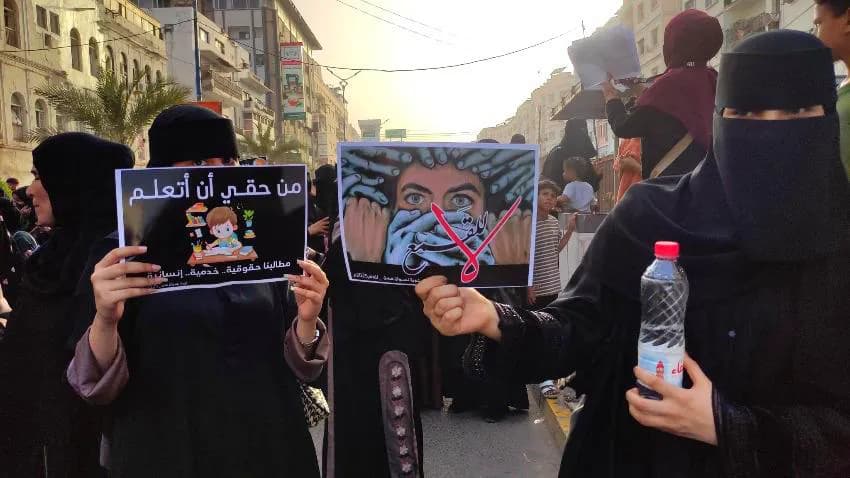 مرصد أوروبي يطالب بالتحقيق في قمع قوات الانتقالي تظاهرات نسوية تطالب بتحسين الخدمات بعدن
