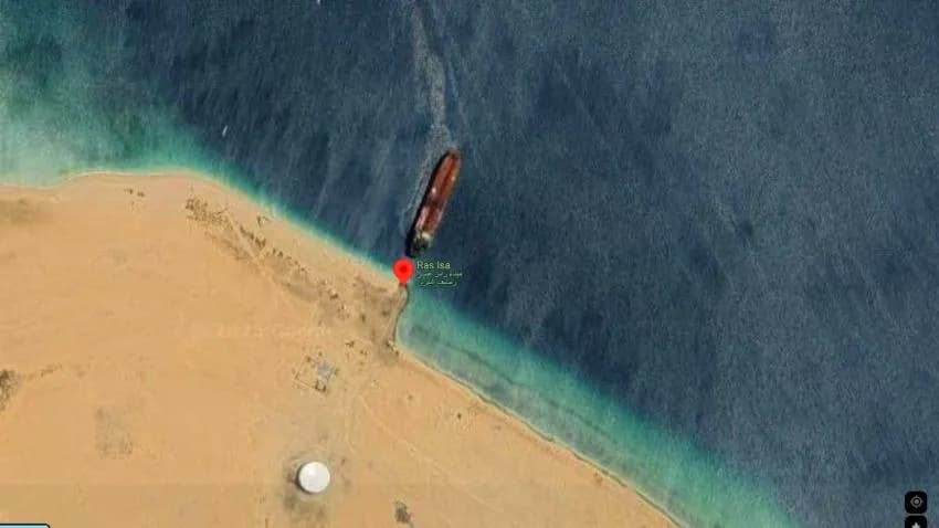 انخفاض عدد السفن المنتظرة لتفريع النفط في رأس عيسى