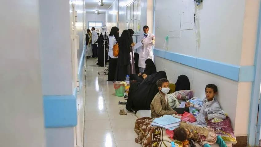 حمى الضنك والسعال الديكي والدفتيريا تفتك بالمواطنين في مناطق الحوثي