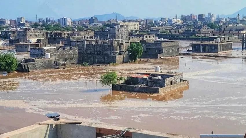 خلال 48 ساعة.. وفيات جرّاء سيول الأمطار ودمار واسع في عدد من المحافظات
