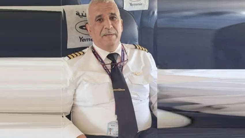 أمن مطار عدن يعتقل طيارا لاتهامه باختطاف طائرة ونقلها إلى مطار صنعاء