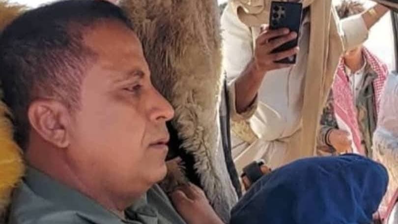 إصابة قائد اللواء 22 مشاة ومقتل أحد مرافقيه في طريق الرويك بمأرب