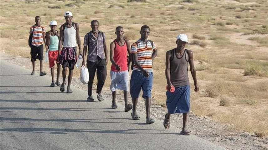 الحكومة تكشف عن وصول 200 مهاجر أفريقي إلى اليمن يوميا