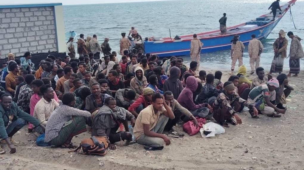 وفاة 6 مهاجرين أفارقة غرقاً قبالة سواحل رضوم في شبوة