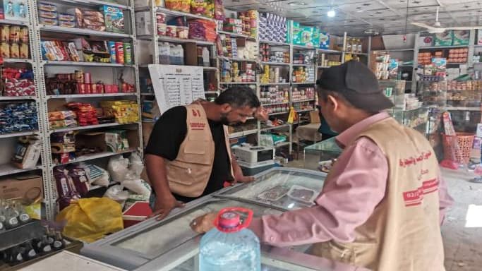 وزارة الصناعة توجه بتكثيف الرقابة على الأسواق وضبط مخالفات الإشهار السعري