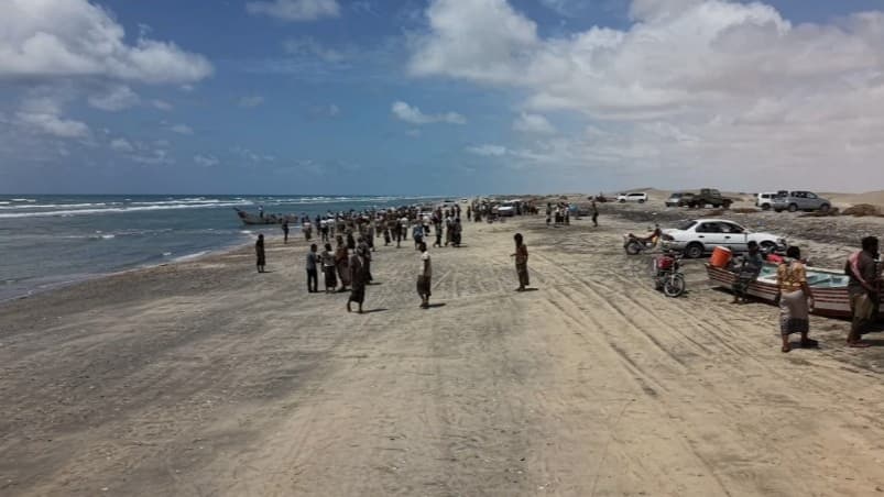 خفر السواحل في شبوة يدعو الصيادين إلى ضرورة استخراج تصاريح مغادرة قبل الإبحار