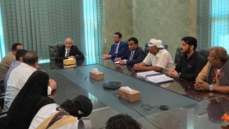 الفريق الصبيحي: حريصون على معالجة ملف الشهداء والجرحى  بشكل عاجل ومنصف