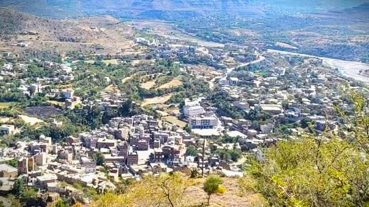 إب: مليشيا الحوثي تختطف خمسة سلفيين في النادرة