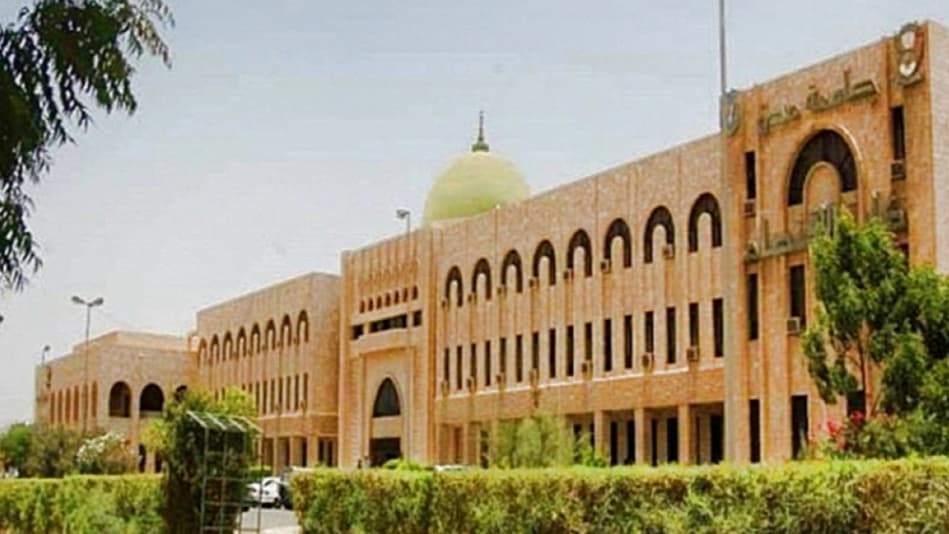 محكمة تقضي بتمكين طالب دراسات عليا من استكمال دراسته في جامعة عدن