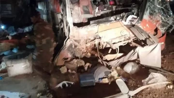 لجنة التحقيق: جمل على الخط العام وراء حادث العبر الذي أودى بحياة 6 أشخاص