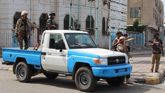 شرطة المنصورة تعلن ضبط متهم بإلقاء قنبلة على طقم أمني في عدن