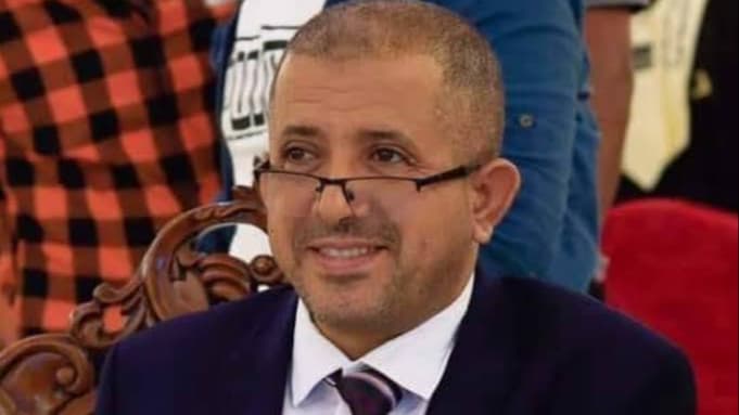 عدن.. تأجيل النظر في قضية اغتيال الدكتور الشاعر إلى نهاية يونيو