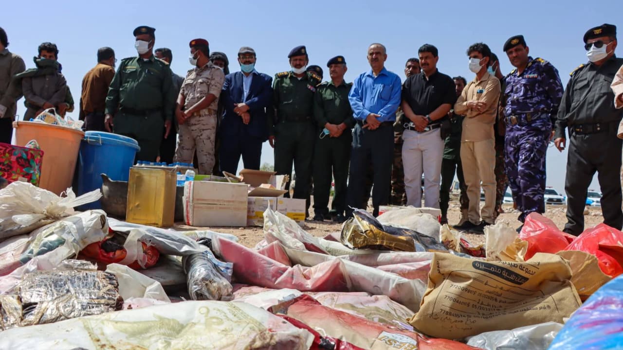 شبوة تتلف أكثر من 118 كيلوغرامًا من المواد المخدرة