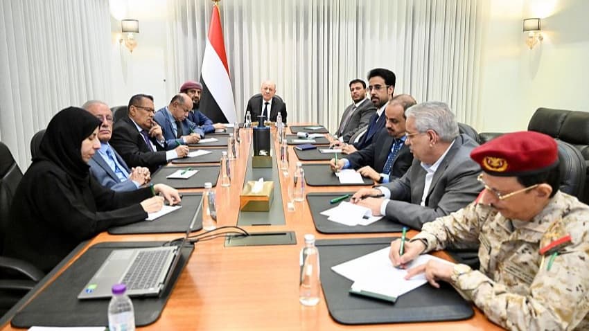 مجلس الدفاع الوطني يعلن بدء "عملية ردع" شاملة ضد الحوثيين ويحذر من تهديد باب المندب