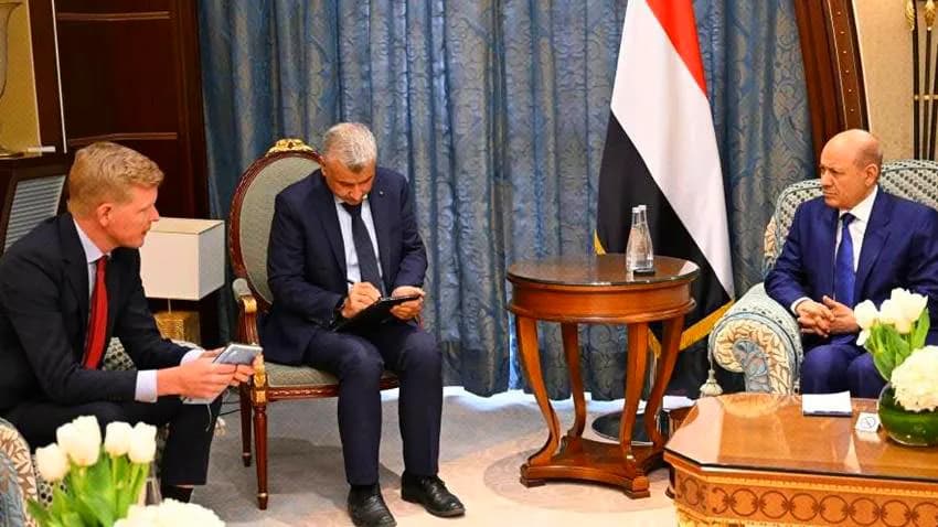 المبعوث الأممي يجدد دعوته للحكومة ومليشيا الحوثي لمفاوضات اقتصادية لإنهاء الانقسام النقدي
