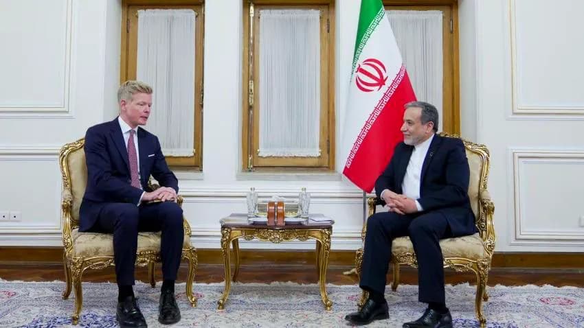المبعوث الأممي يبحث في طهران استئناف العملية السياسية في اليمن