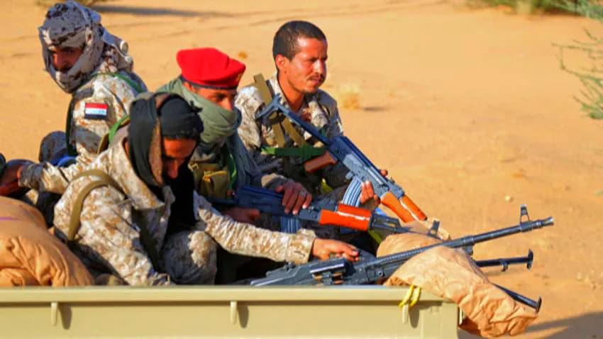 مقتل جندي في مأرب والمليشيا تشيع 4 من عناصرها قتلوا في مواجهات مع الجيش