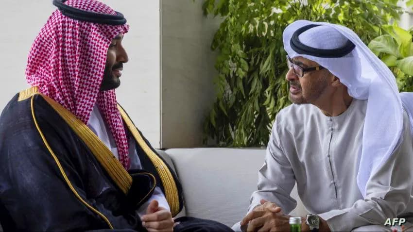 الإمارات والسعودية تنفيان تقارير عن تورطهما في محادثات مع واشنطن حول هجوم بري في اليمن
