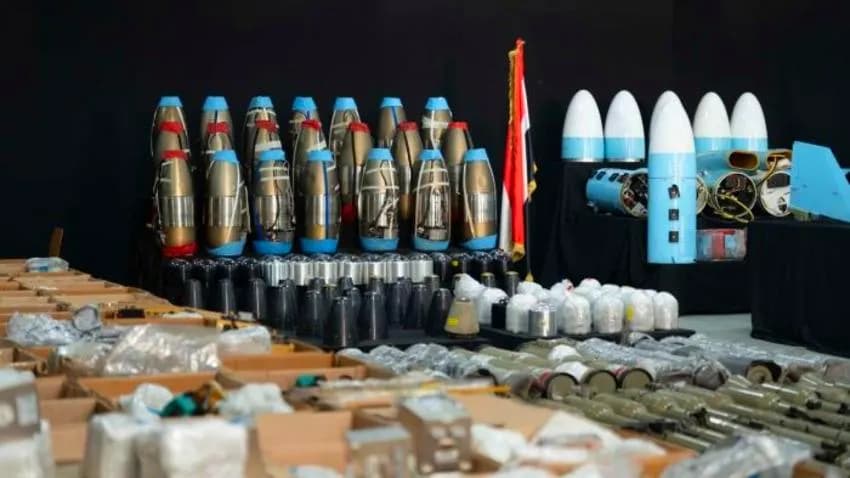 إيران تنفي اتهامات أمريكية بشأن إرسال أسلحة إلى الحوثيين وتصفها بالتضليل الإعلامي