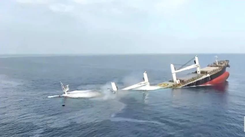 صحيفة أمريكية: تصاعد هجمات الحوثيين يضع الغرب في مأزق ويربك الملاحة في البحر الأحمر