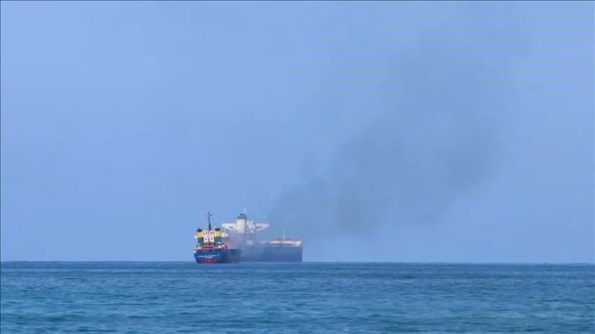 تصعيد جديد.. الحوثيون يتوعدون باستهداف جميع السفن المرتبطة بإسرائيل بغضّ النظر عن جنسيتها أو وجهتها