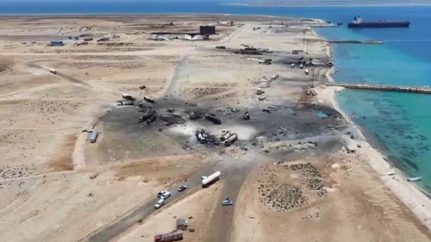 الحوثيون يستحدثون هيئة بحرية ويبنون رصيفين جديدين في ميناء رأس عيسى