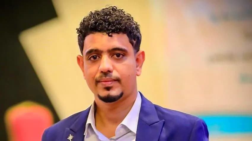 مرصد حقوقي يحمل السعودية المسؤولية عن سلامة الصحفي المعتقل مجاهد الحيقي