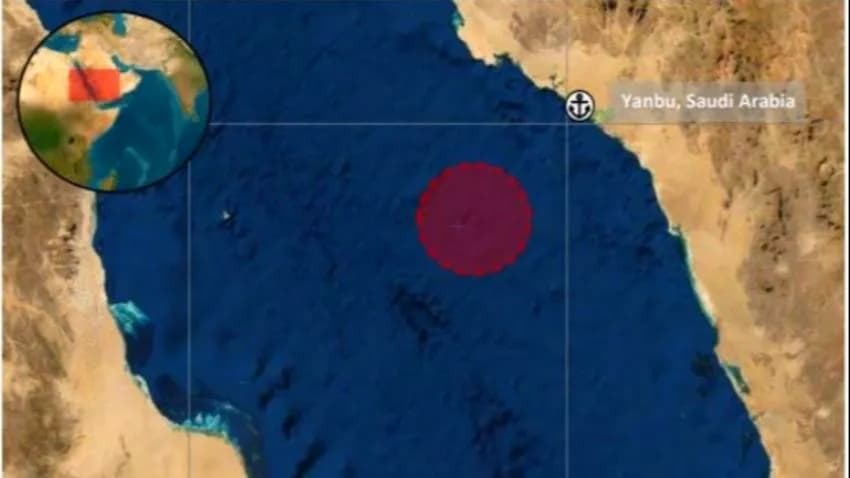 هيئة بريطانية: دوي انفجار قرب سفينة على بعد 40 ميلا جنوب غربي ينبع