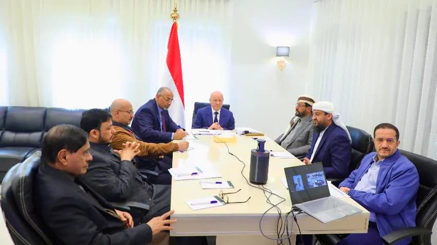 مجلس القيادة الرئاسي.. صراع نفوذ وتحالف هش على حافة الانفجار