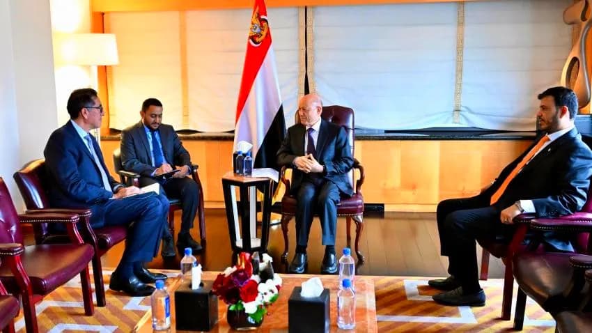العليمي يبحث في نيويورك مع شركة هنت استئناف نشاطها النفطي باليمن
