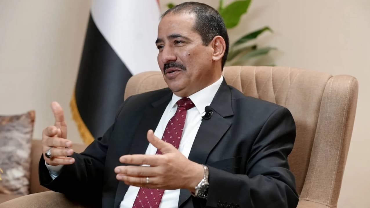 وزير الداخلية يكشف عن ضبط عناصر من حزب الله وإيرانيين وسوريين متورطين في تهريب المخدرات ودعم الحوثيين