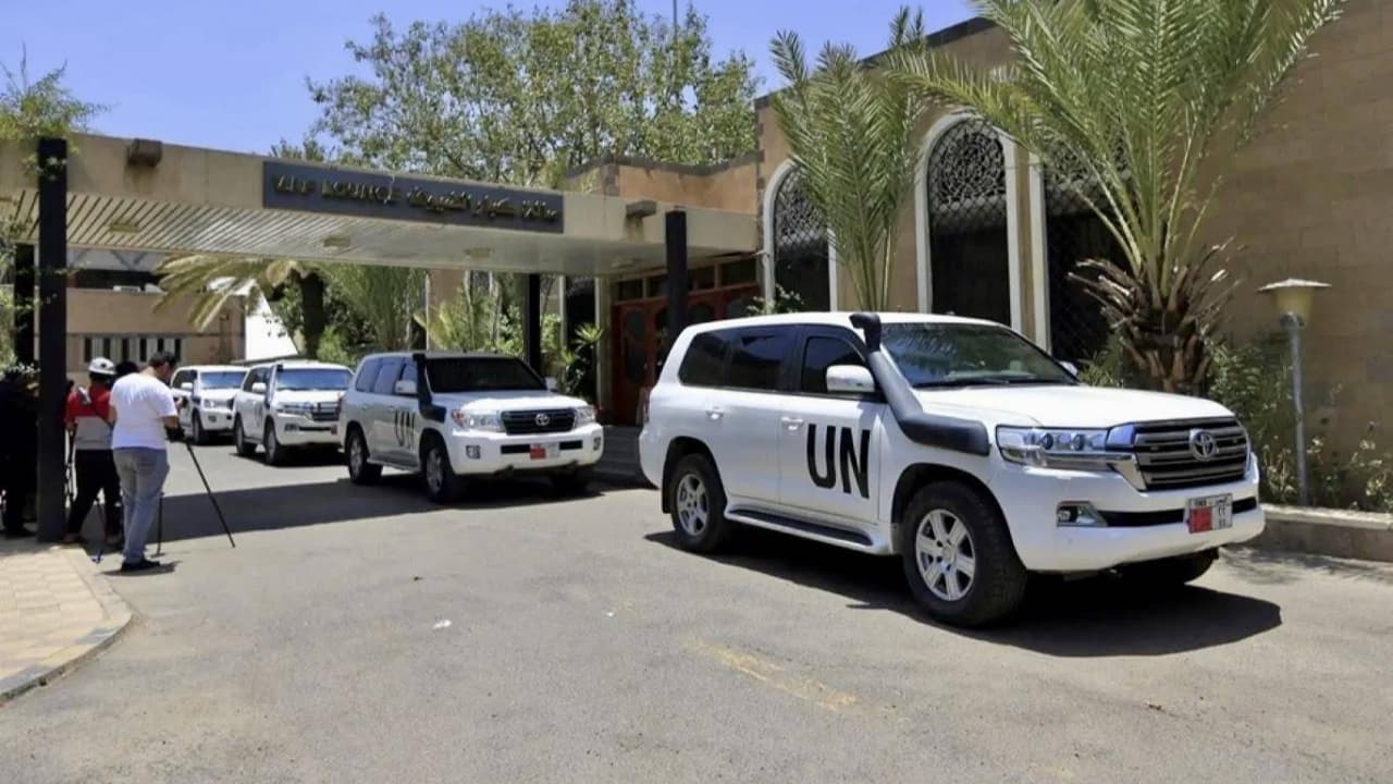 مليشيا الحوثي تعلن محاكمة 43 موظفا أمميا بذريعة صلتهم بغارة إسرائيلية