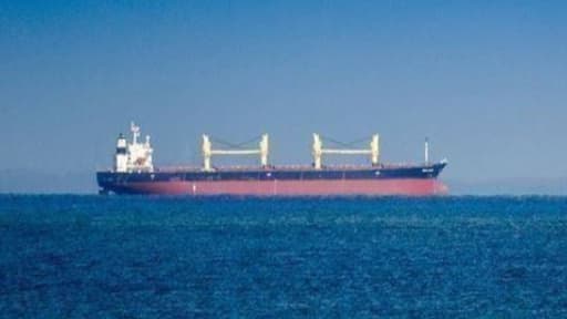 هيئة بريطانية: مجهولون حاولوا الصعود على متن سفينة قبالة سواحل الصومال