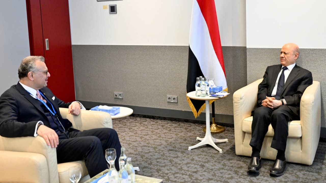 لقاء يمني أمريكي يبحث الشراكة في مكافحة الإرهاب ومواجهة الحوثيين